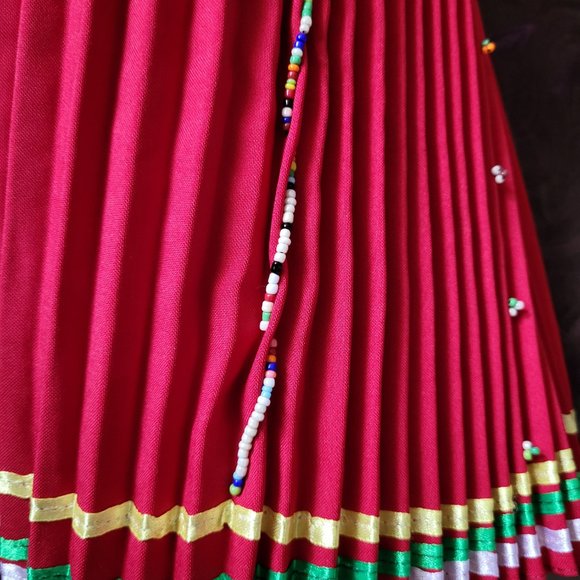 Traditional Zulu skirt - Picture 2 of 4